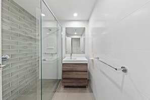 One Bedroom Apartment | Bathroom