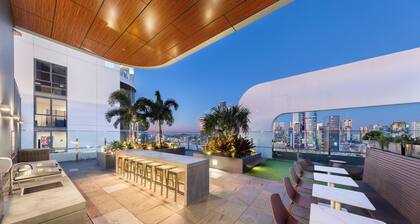 Art House Apartments by CLLIX