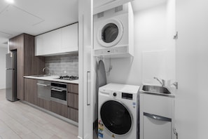 One Bedroom Apartment | Laundry
