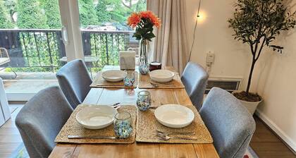 Idyllic Apartment Near DC, 2 Bed, King Bed
