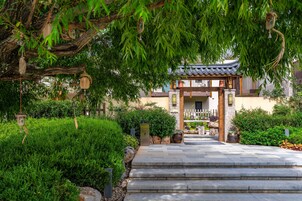 Fachada da propriedade