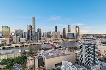 Lucid Apartments by CLLIX