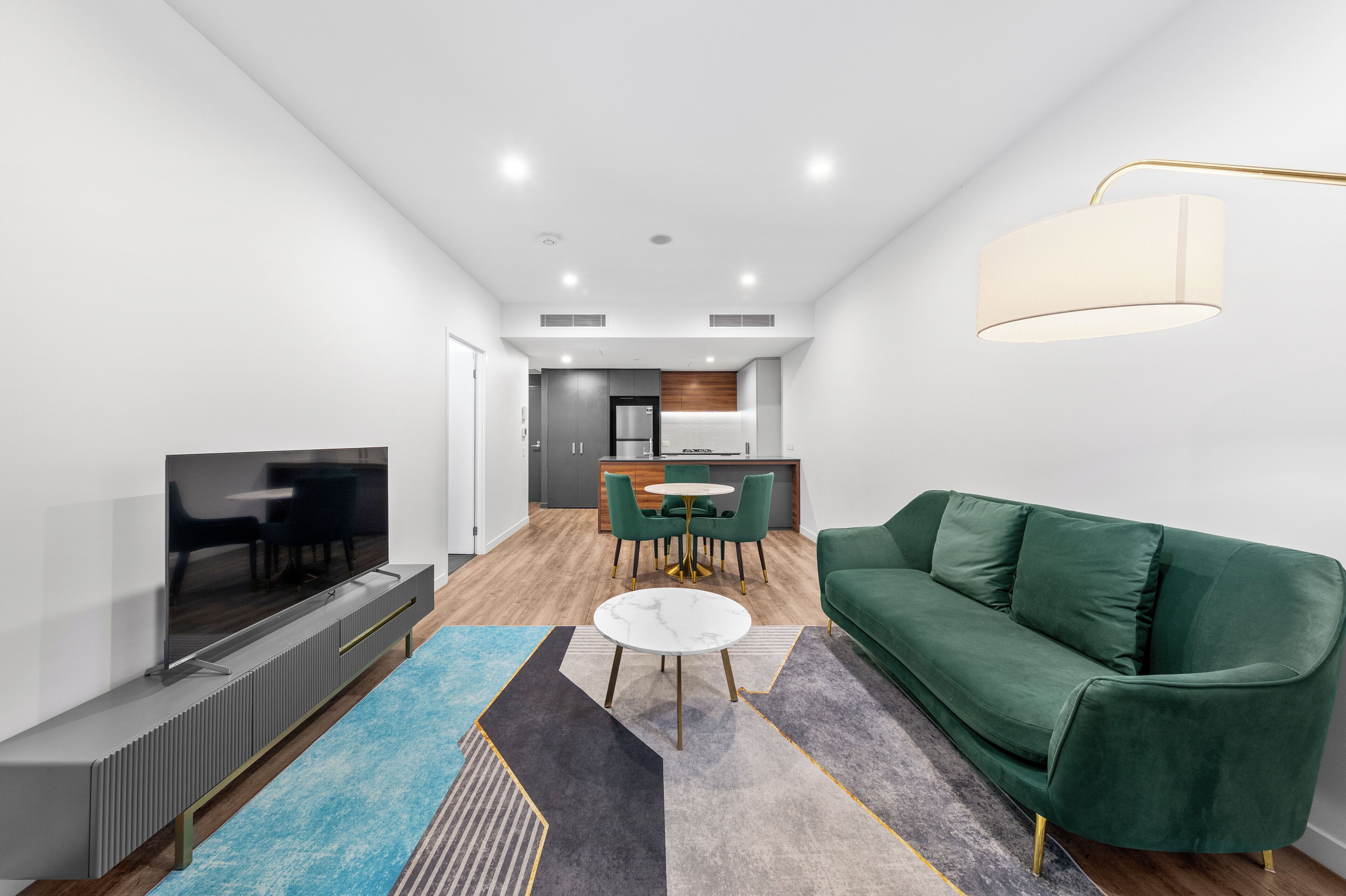 Appartamento | Area soggiorno | TV 28 pollici con canali satellitari