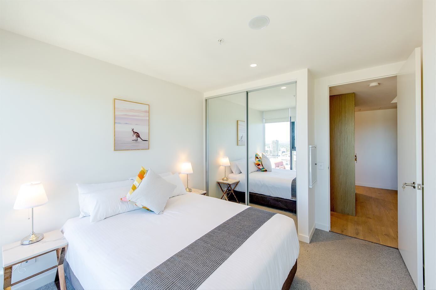 Iron/ironing board, free WiFi, bed sheets