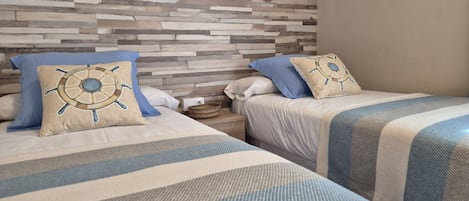 2 chambres, draps fournis