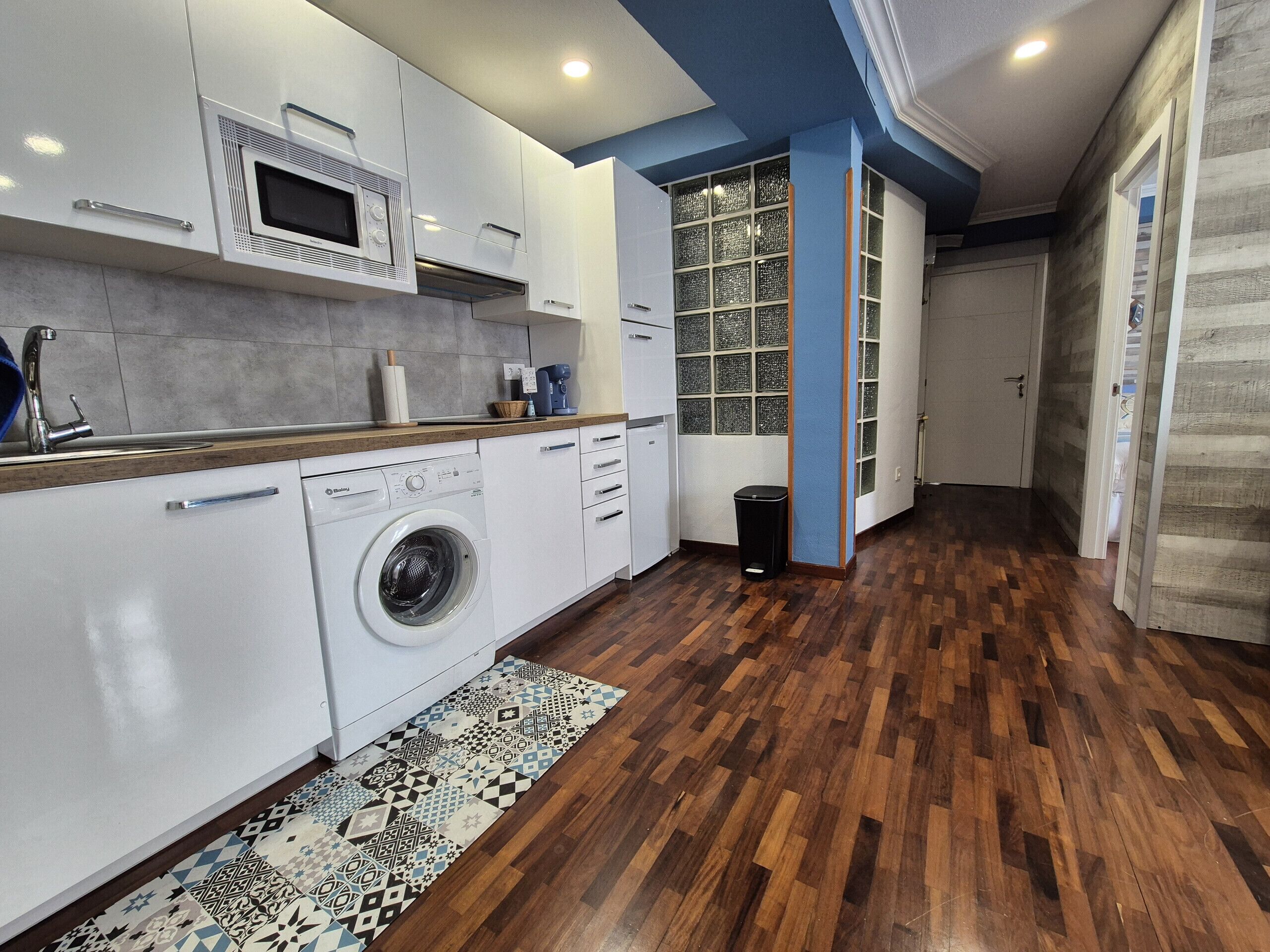 Fridge, microwave, coffee/tea maker, toaster