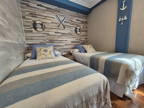 2 soverom og sengetøy