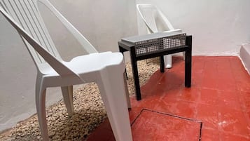 Habitación triple estándar | Terraza o patio