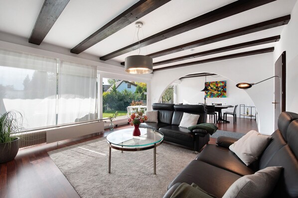 Televisión y estéreo 