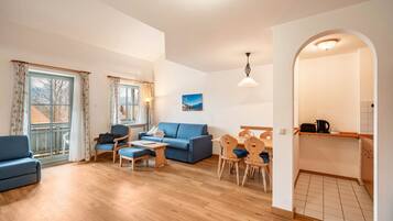 Fernseher, Tischtennisplatte