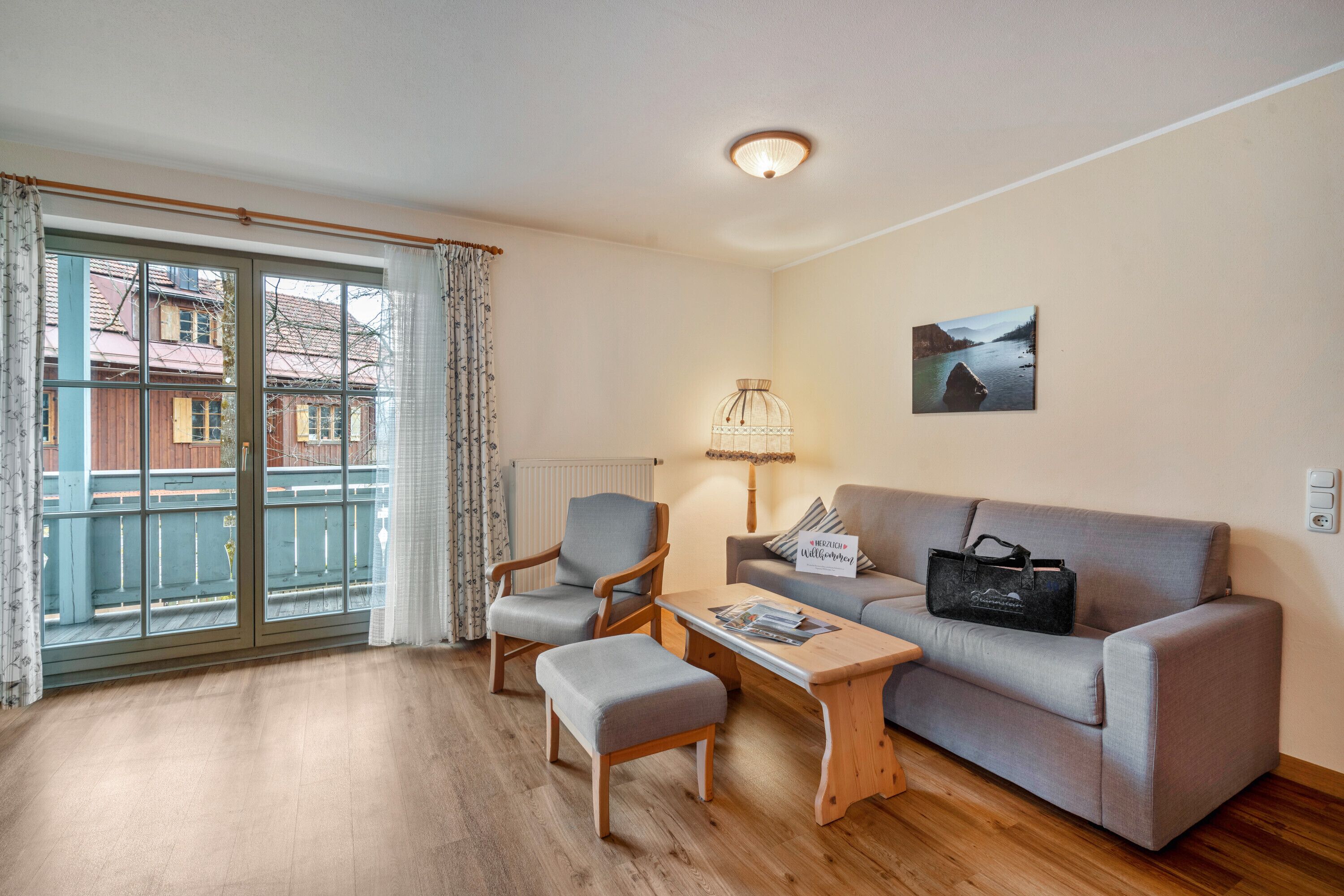 Fernseher, Tischtennisplatte