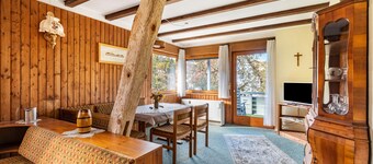 Wohnung 3 – Helle Ferienwohnung mit Balkon & Flusszugang