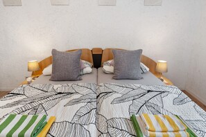 1 bedroom, iron/ironing board, free WiFi, bed sheets