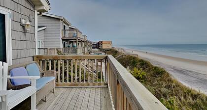 Pelican Nest by Topsail Realty