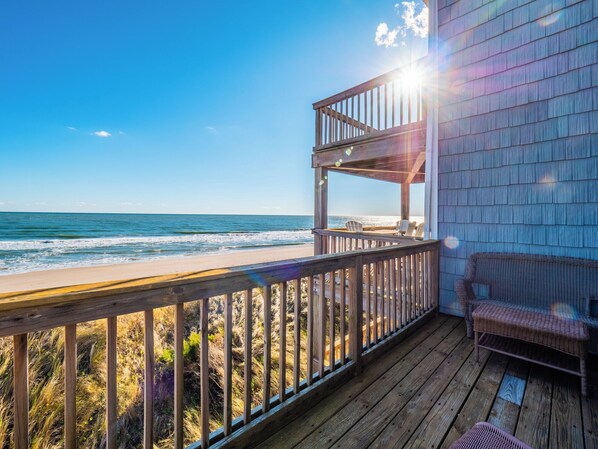 Condo (2 Bedrooms) | Property amenity