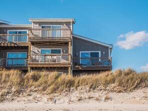 Condo (2 Bedrooms) | Property amenity