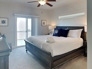 Studio (3 Bedrooms) | Property amenity
