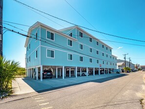 Property amenity - Coral Surf #A1 - Beachy Keen by Carolina Retreats (Carolina Beach)