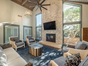 Condo (3 Bedrooms) | Comodidades da propriedade