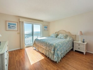 Condo (3 Bedrooms) | Servicio de la propiedad