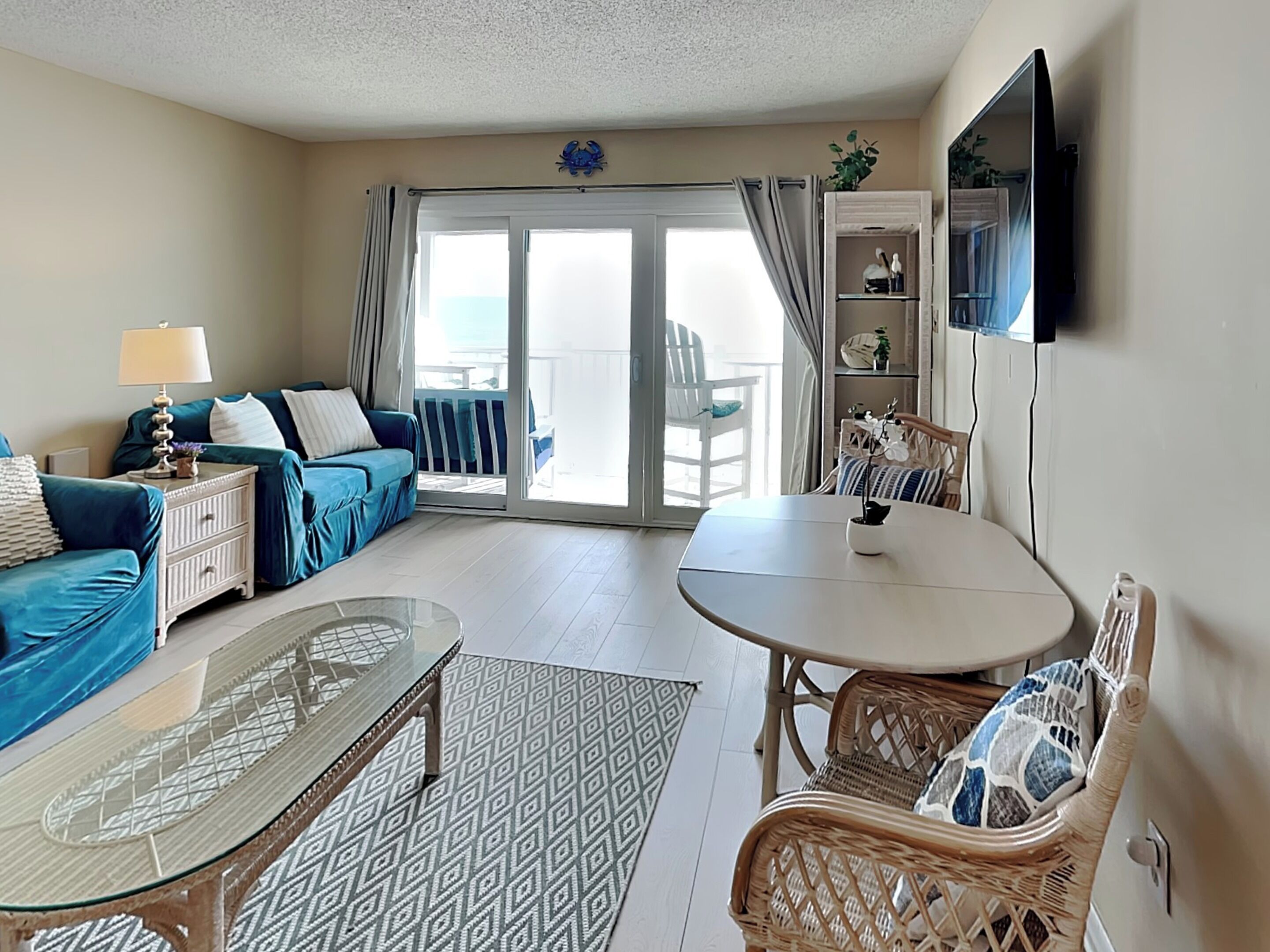 Condo (2 Bedrooms) | Property amenity