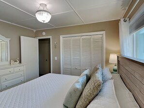 Condo (1 Bedroom) | Property amenity