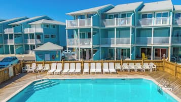 Condo (1 Bedroom) | Property amenity