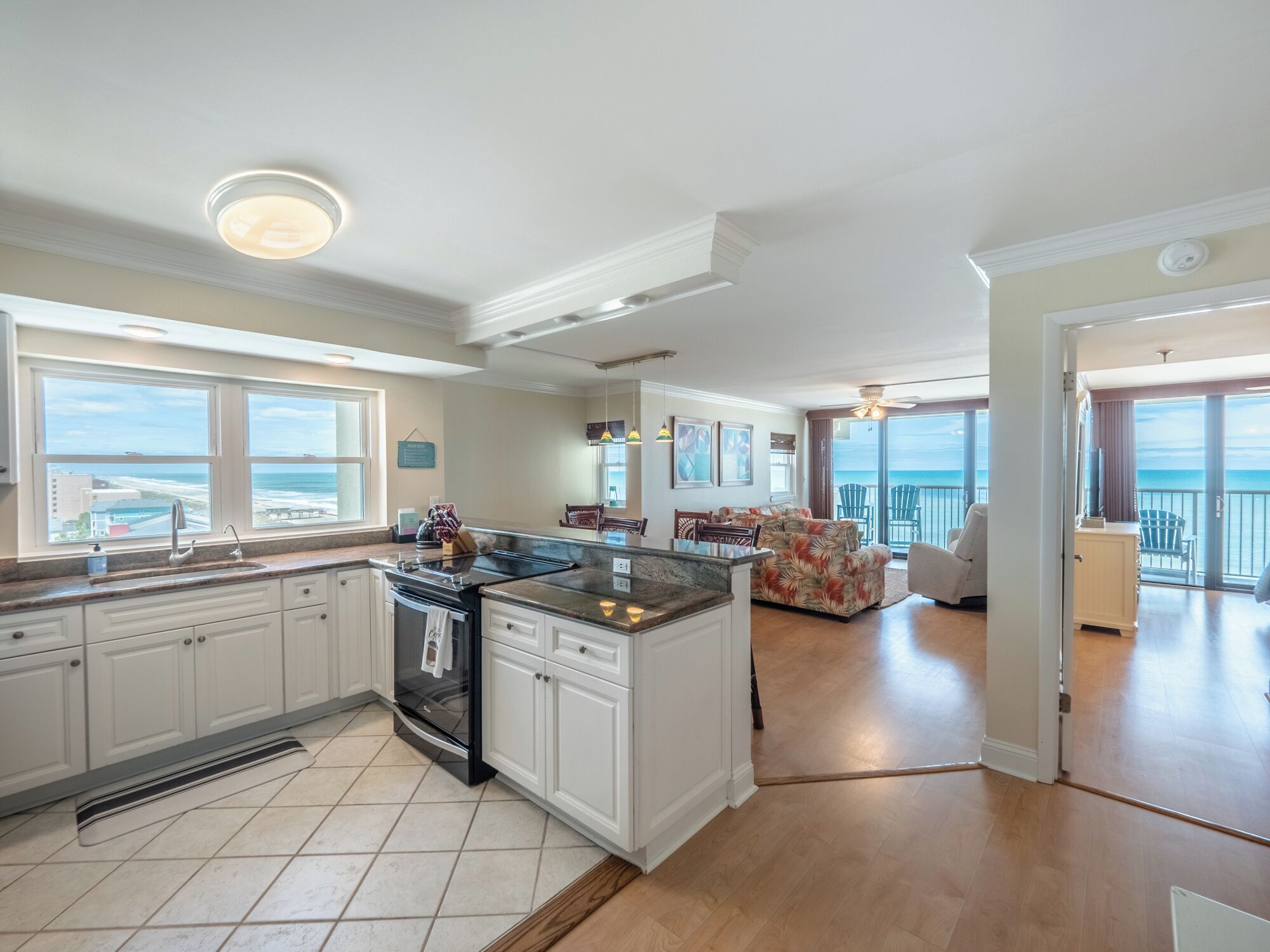 Condo (3 Bedrooms) | Tiện nghi, dịch vụ nơi lưu trú