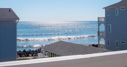 Sunskipper by Carolina Retreats