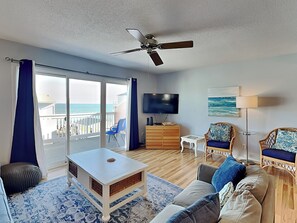 Condo (2 Bedrooms) | Property amenity
