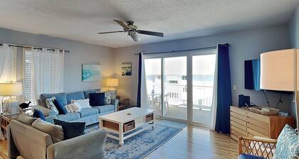 Sunskipper by Carolina Retreats