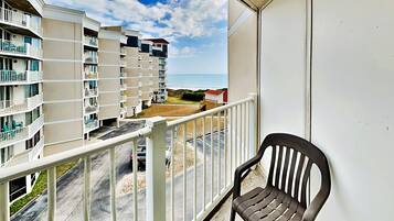 Kondominium (1 Bedroom) | Bagian depan properti