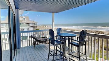Condo (1 Bedroom) | Property amenity
