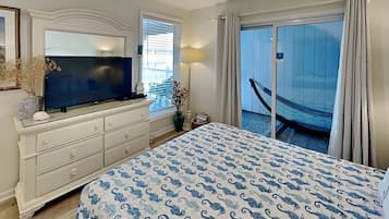 Condo (2 Bedrooms) | Property amenity