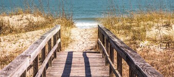 Sand Pebbles by Carolina Retreats