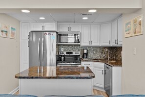 Condo (2 Bedrooms) | Property amenity - Paradise Towers by Carolina Retreats (Carolina Beach)