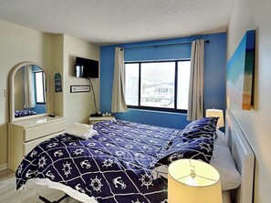Condo (2 Bedrooms) | Property amenity - Paradise Towers by Carolina Retreats (Carolina Beach)
