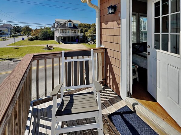 Studio (2 Bedrooms) | Property amenity