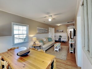 Estudio (2 Bedrooms) | Servicio de la propiedad