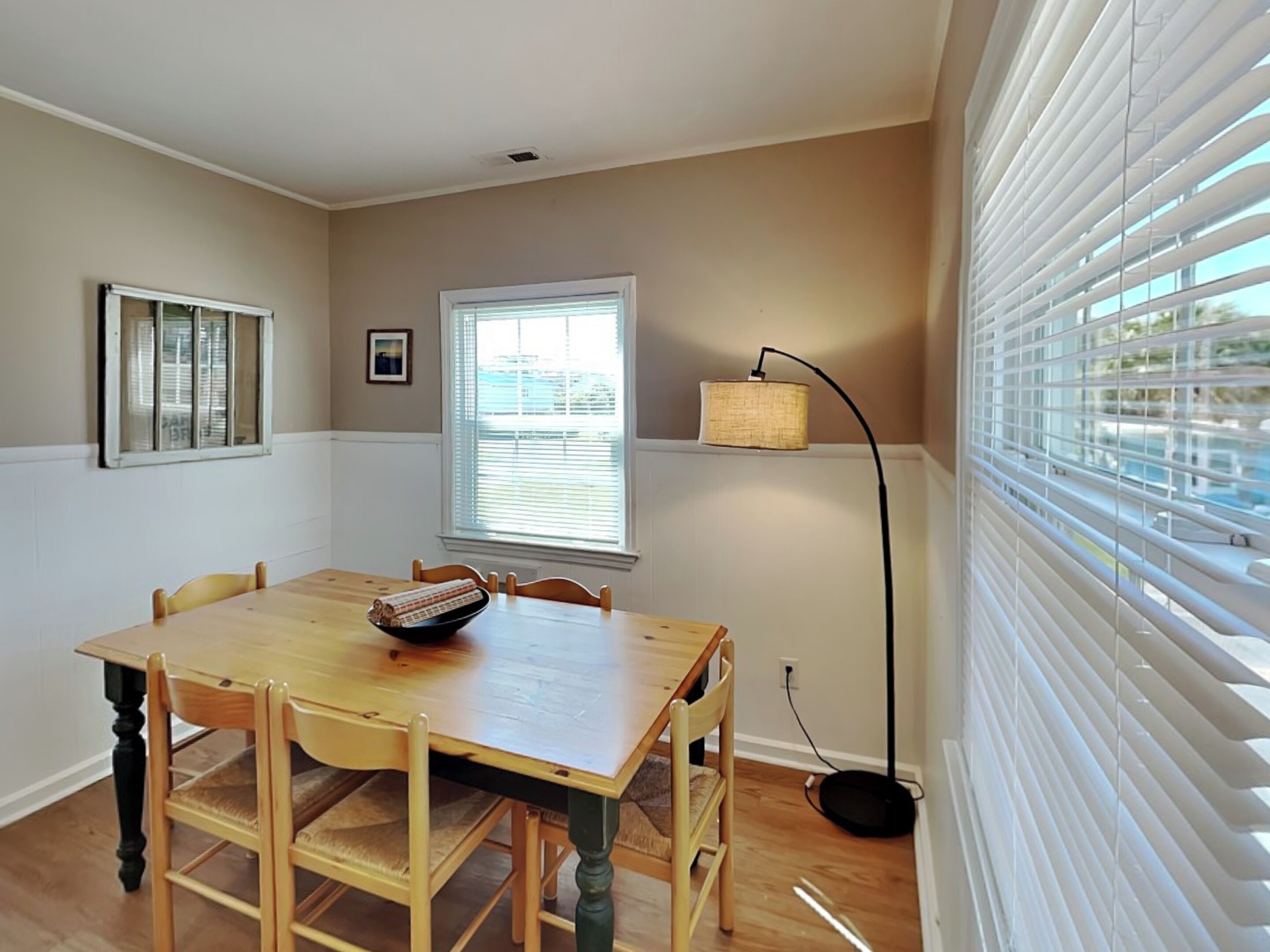 Studio (2 Bedrooms) | Property amenity