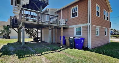 CB Seabee #2 by Carolina Retreats