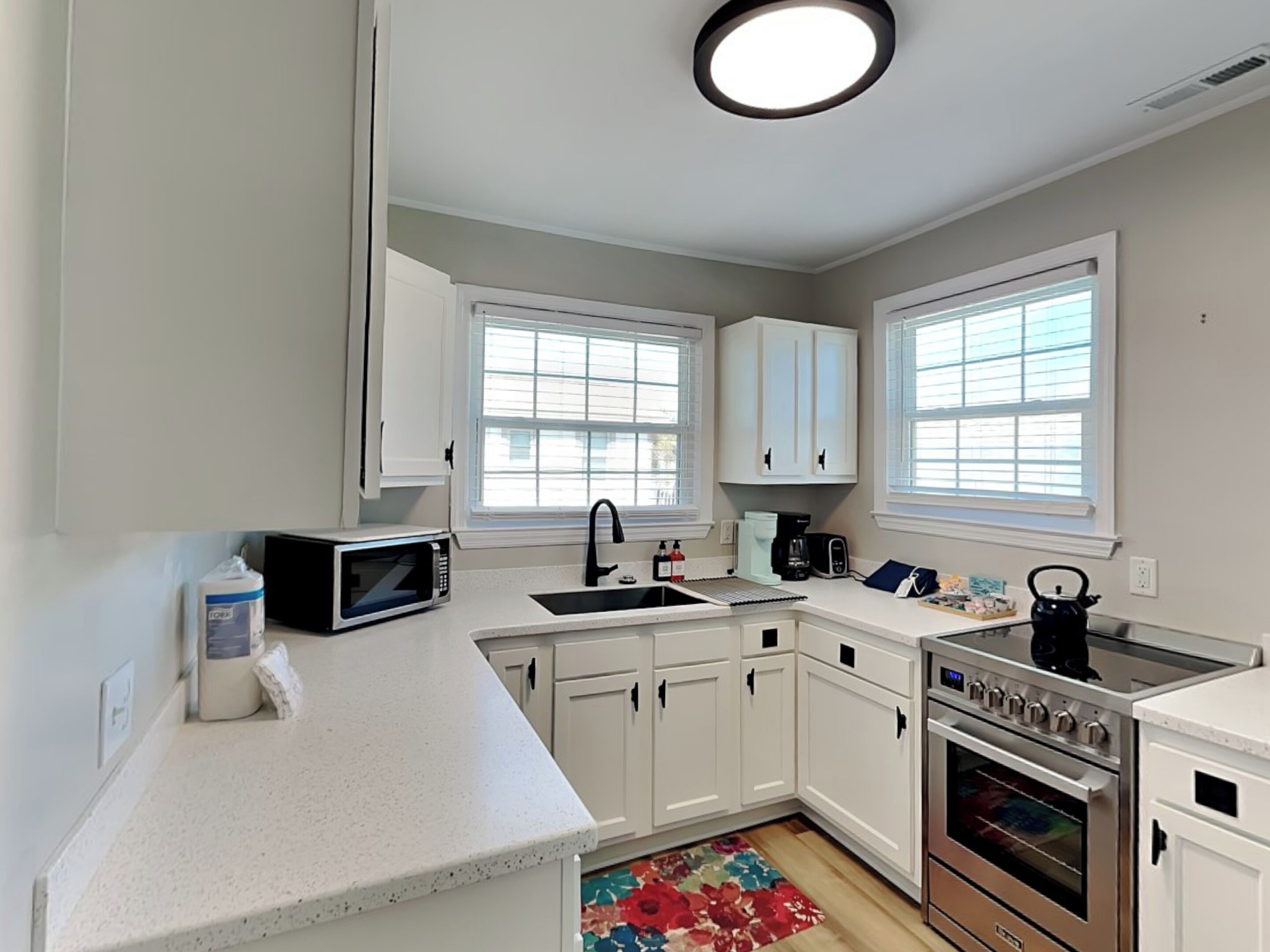 Studio (2 Bedrooms) | Property amenity