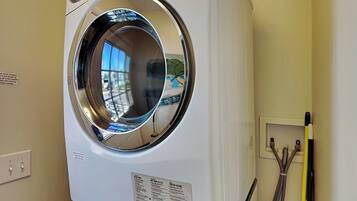 Studio (2 Bedrooms) | Kemudahan hartanah