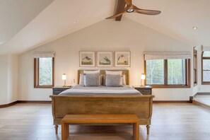 House (5 Bedrooms) | Interior
