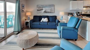 Condo (2 Bedrooms) | Property amenity