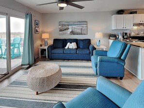 Condo (2 Bedrooms) | Property amenity