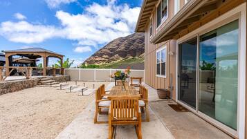 House (5 Bedrooms) | Terrace/patio