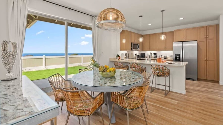 @ Marbella Lane - Paradise Point Close to Beaches