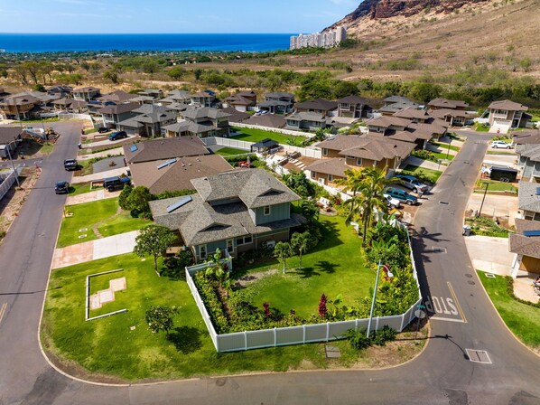 Romantic House (4 Bedrooms) | Front of property - @ Marbella Lane - Pōmaika'i Ocean Love Paradise (Waianae)