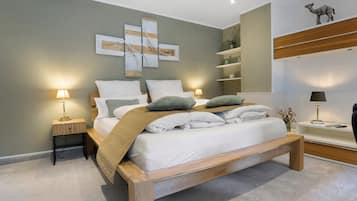 2 slaapkamers, een strijkplank/strijkijzer, gratis wifi, beddengoed